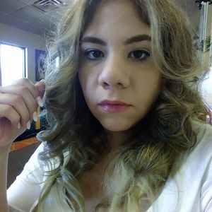 Meet your Posher, Elizabeth anna